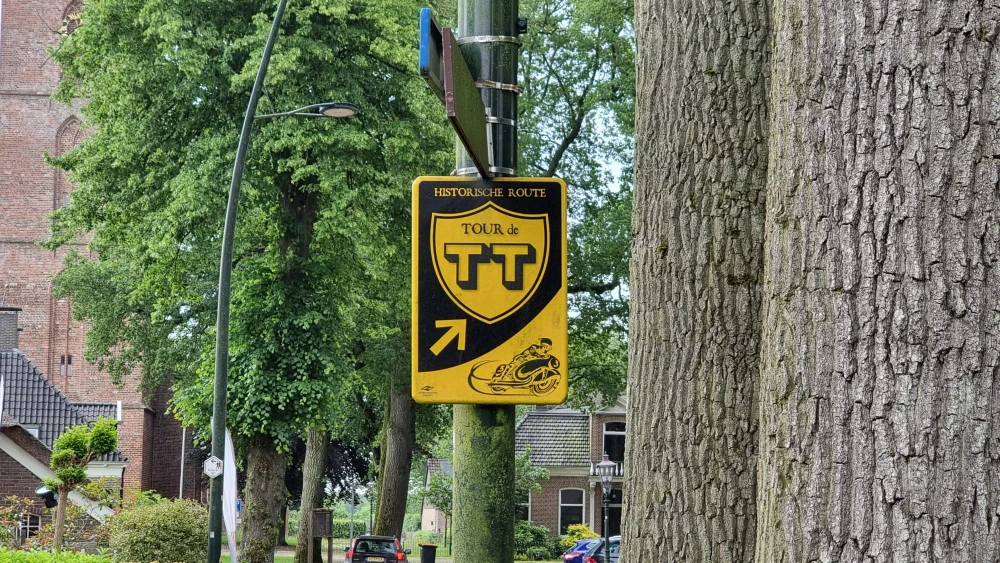 Tour de TT routebord